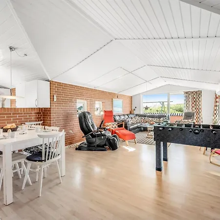 Holiday home Fia - From The Sea By Interhome *